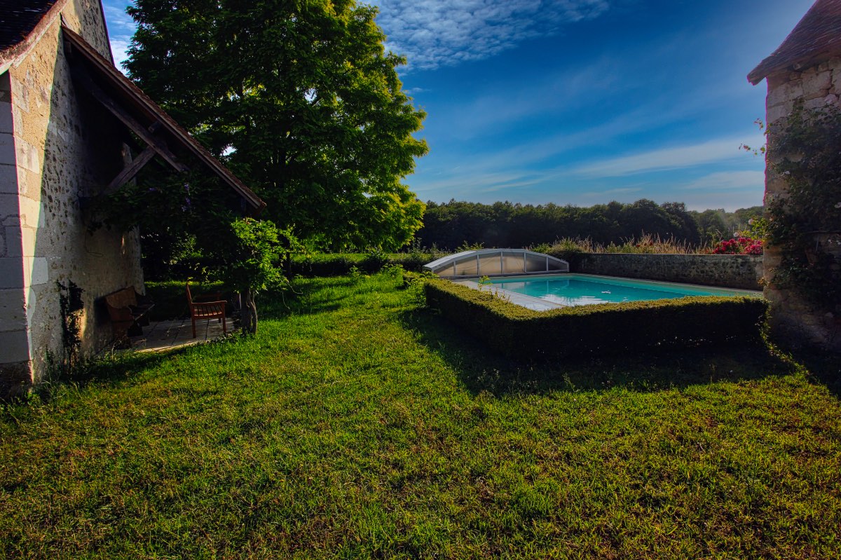 La piscine, sous un autre angle