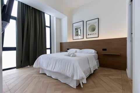 One Tower Loft 01