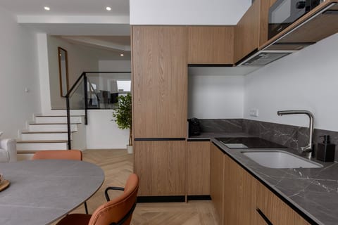 One Tower Loft 02
