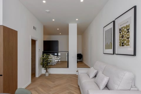 One Tower Loft 03