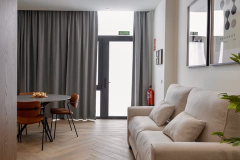 One Tower Loft 04