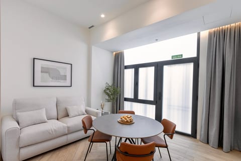 One Tower Loft 06