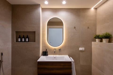 One Tower Loft 07