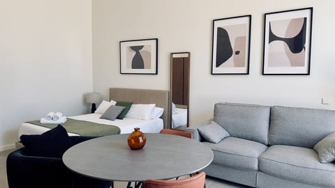Plaza Tower Loft 10