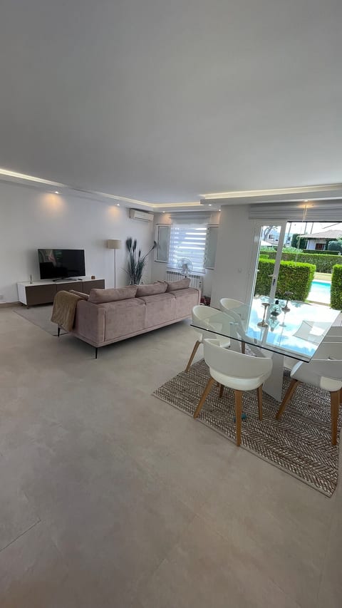 Family-Friendly Beach Escape – 130m² of pure joy image 2