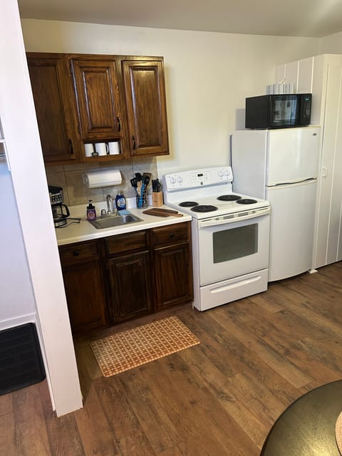 Cape Vincent Studio Apartment 