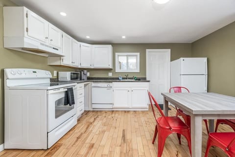 Peaceful Bangor Getaway | Clean & Cozy 2BR Home