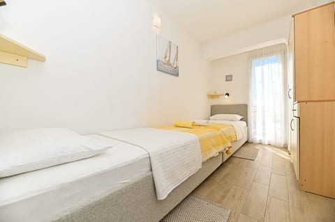Apartments Vlado - Unit 378144-13