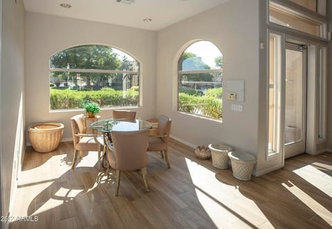 Clubhouse: Dining Area 2 of 2