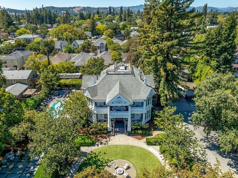 White House Napa 14 • Boutique Hotel Retreat