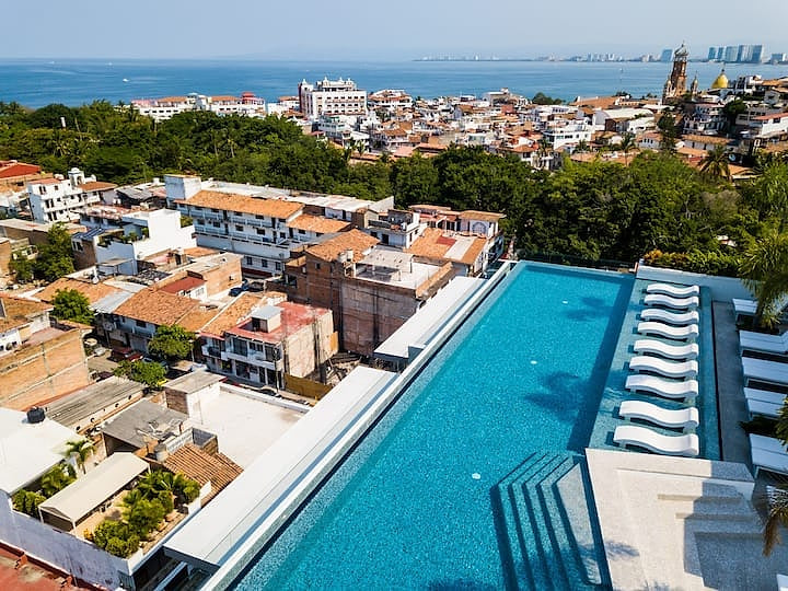 Blue Serenity Luxury Condo at AVIDA image 1