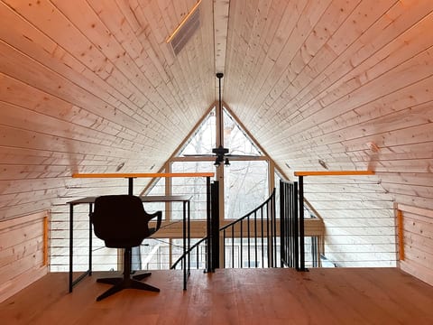 Lost River Nordic House, dog friendly + hot tub