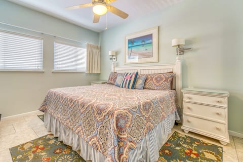 B604 | The Beach House Condominiums