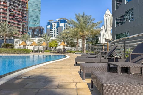 Luxury Studio Living in the Center of Business Bay