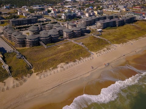 OUTER BANKS BEACH CLUB Oceanfront Resort - 2bedsat