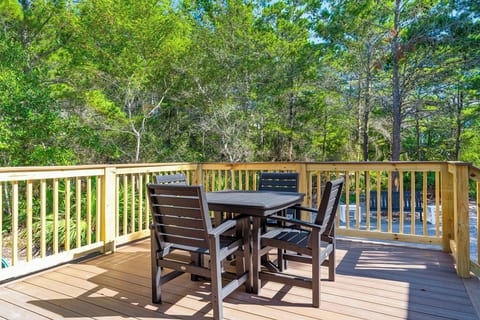 Fall 30A Cottage: Golf Cart, Bikes, No Stairs