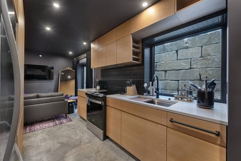 Wildcat Speakeasy | K-State Vibes + Prime Location