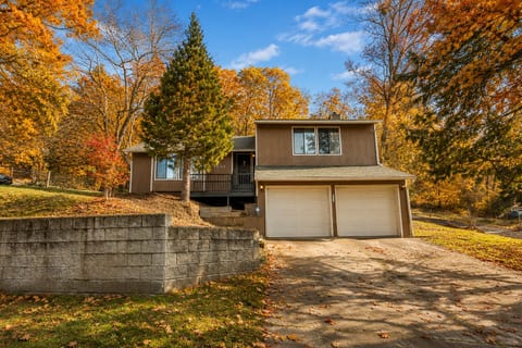One Home, Two Hangouts—Perfect for Groups