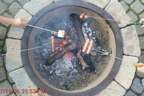 Again, this could be you! We provide 8 skewers for your use, don't lose them!