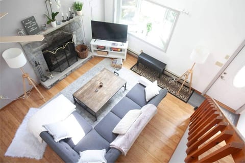 Living area - bird's eye view