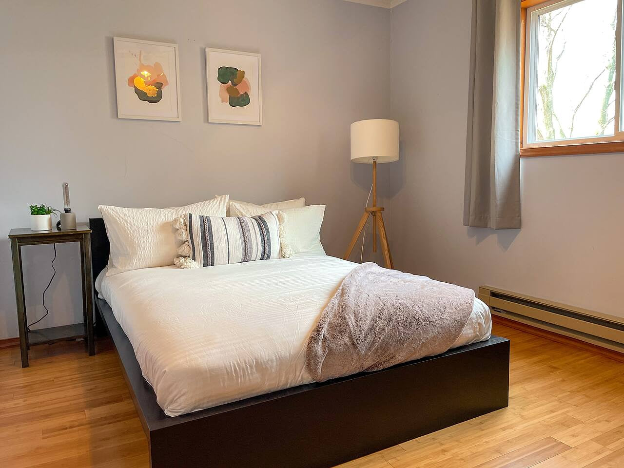 Relaxing near Camelback & Kalahari