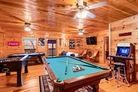 Game room with lots of things to entertain you! Don't forget the Arcade!