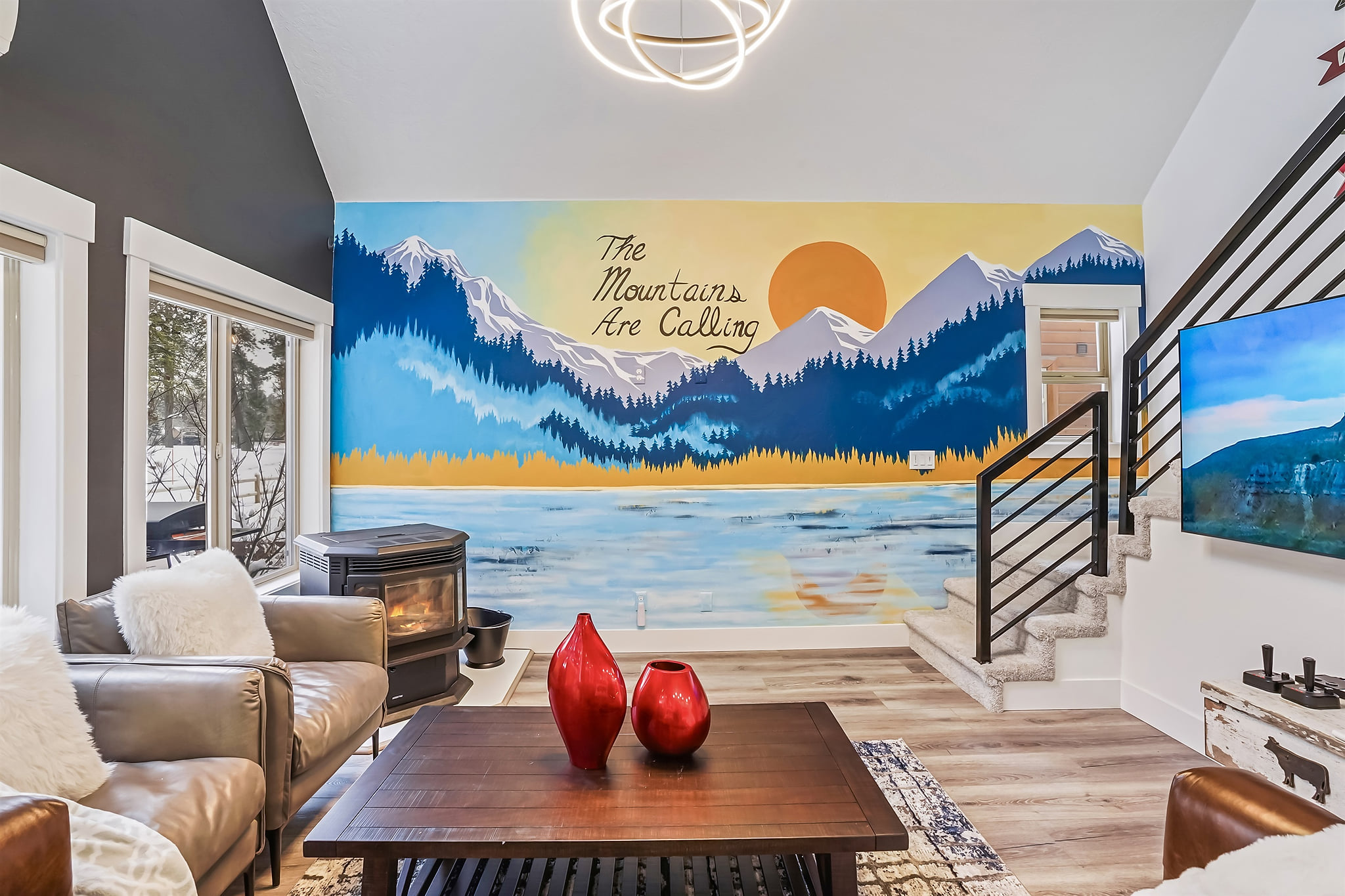 Gaze at the amazing artsy mural!