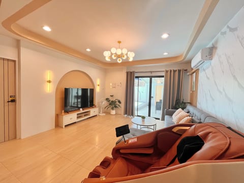 New Modern 3BR Pool Villa Cozy Style