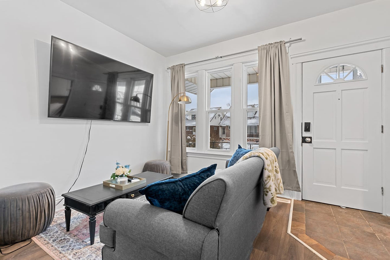 Spacious 4BR Little Italy Retreat