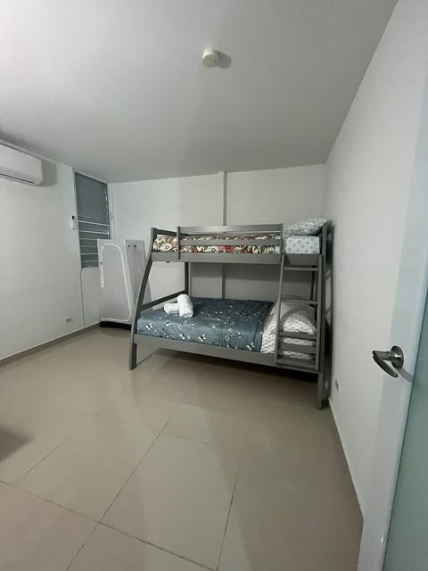 Casa Elena Spacious 3BR/2BA Home Bayamon DT image 5