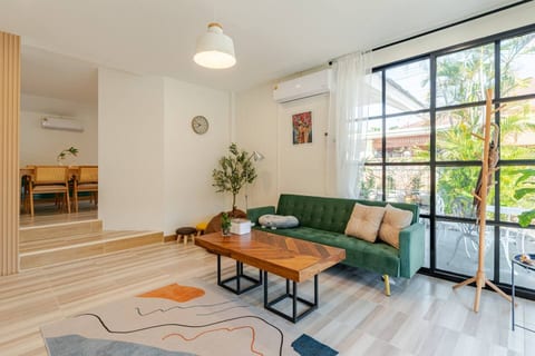 5 min to Nimman - Stesti Pool Villa! Relax in CNX