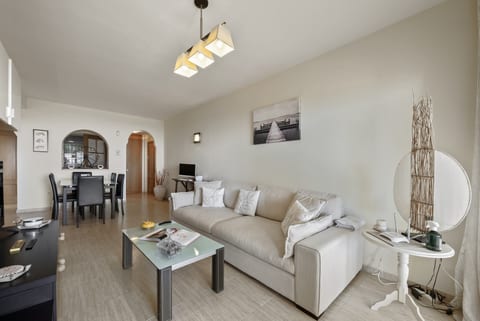 Beautiful apartment Calahonda