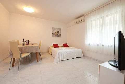 Apartments Ornela - Unit 378166-13