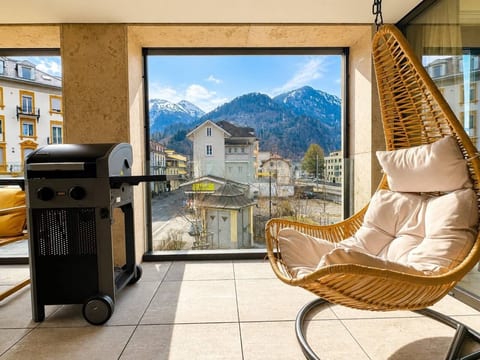 Jungfrau View Luxury Apt at Interlaken West Station • AC • BBQ