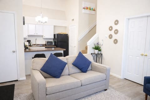 Two Bedroom Loft*Great Location*Award Winning Beds