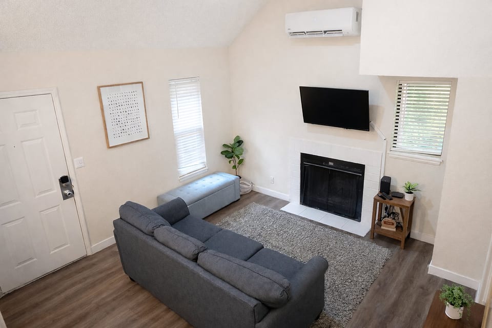 Two Bedroom Loft, King Beds, Down Town Convenience - Salt Lake City