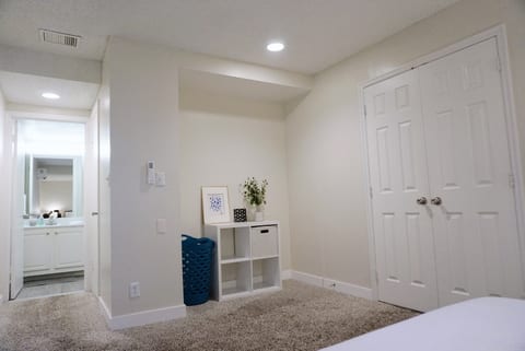 Two Bedroom Loft * Award Winning Beds * Down Town