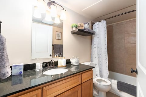 Cozy 1Bdrm•Self Check-in•Downtown