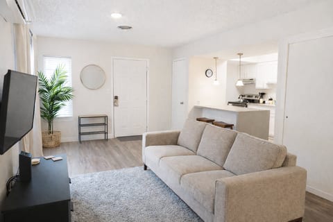 Comfortable SLC Studio | Great Location