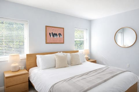 Bright & Cozy 1BR – Walk to Downtown SLC