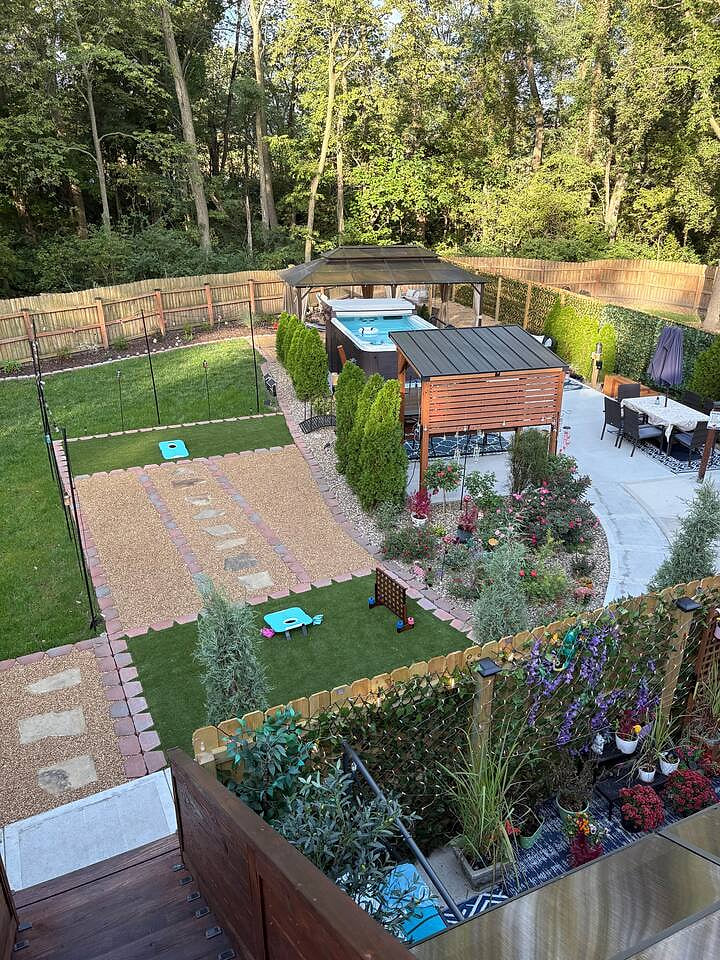 Hidden City Hideaway Resort with Heated Pool Spa - Holiday Home