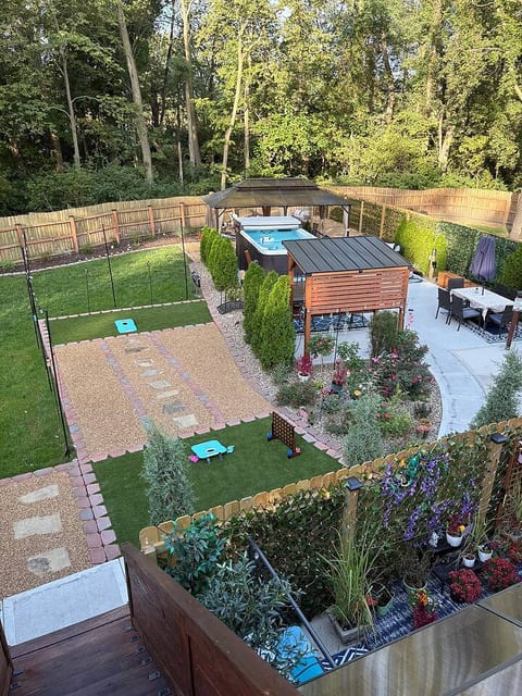 Hidden City Hideaway Resort with Heated Pool Spa - Apartment