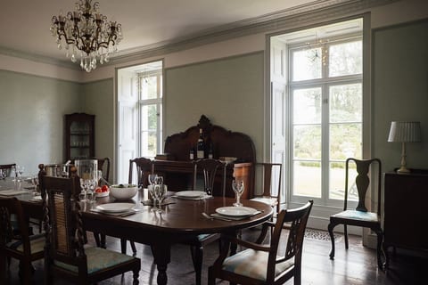 Elegant Pembrokeshire Country House - Sleeps 17