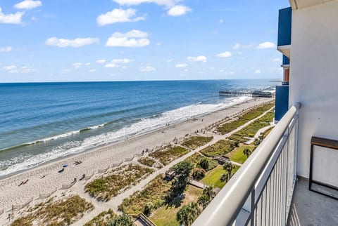 Ocean Sunrise 1251: Atlantica Resort