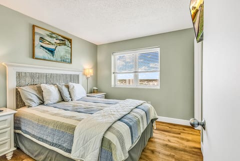 Ocean Sunrise 1251: Atlantica Resort