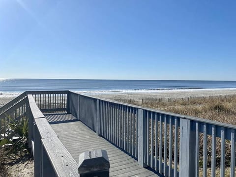 Romantic Getaway: Bluewater Resort 1410