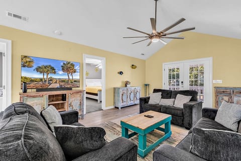 Seabreeze 3-Minute Walk to Beach: North Myrtle