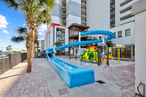Turtles Tide 1152: Grande Cayman Resort