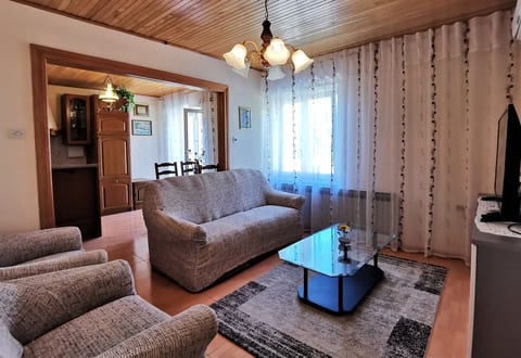 Apartments Kirinčić N. - Unit 129412-5