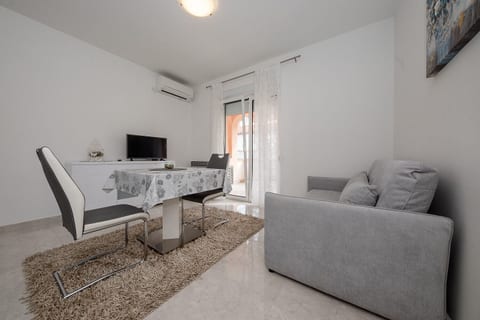 Apartments Mar - Unit 374097-13